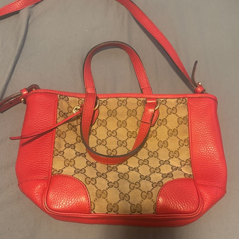 Gucci Red and Tan Shoulder Bag